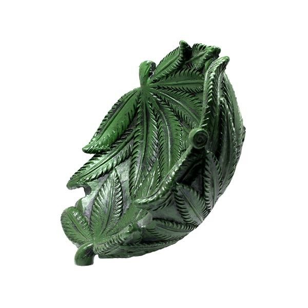 Cannabis leaf ashtray | מאפרת עלי קנאביס